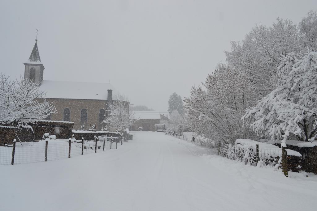 Gite La Clef Des Champs Libin Exteriör bild